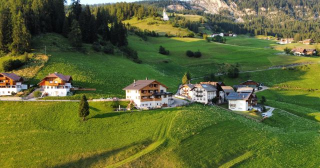 Agriturismo in Alta Badia, Apartments Lüch de Crusteles Immagine: Apartments Lüch de Crusteles